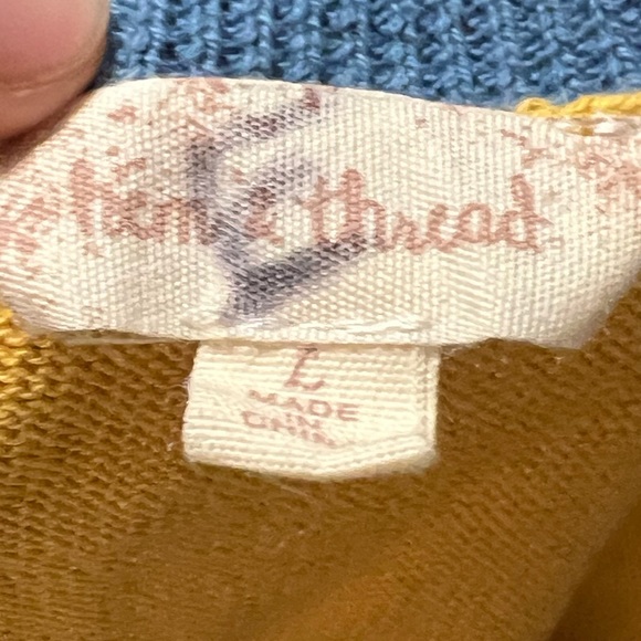 NWOT - Hem & Thread - Women’s Large Knit Top - Picture 6 of 7